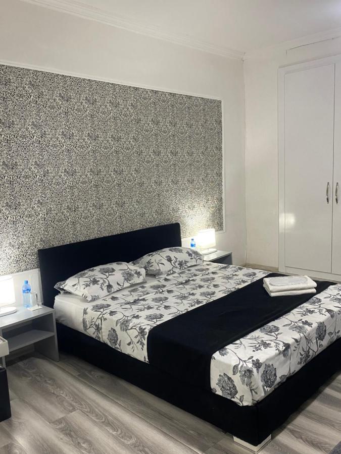 Guest House In Avlabari Tbilisi Buitenkant foto